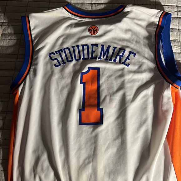 Stoudemire, Kobe - Picture 2 of 3